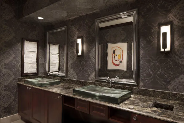 Men's Locker Room
