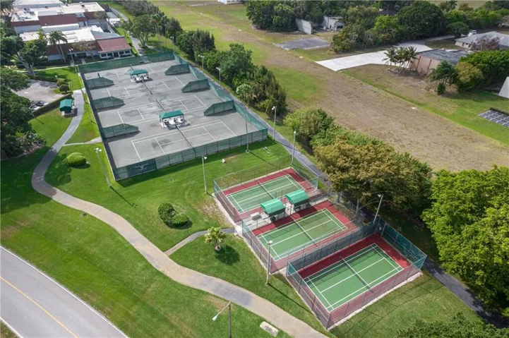 Tennis