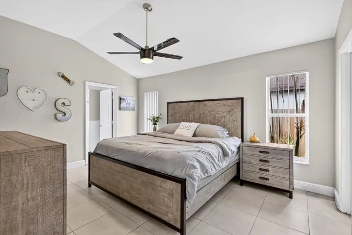 25-web-or-mls-5P1A2332
