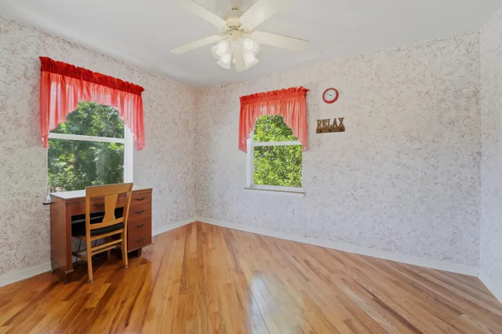 2nd floor bedroom