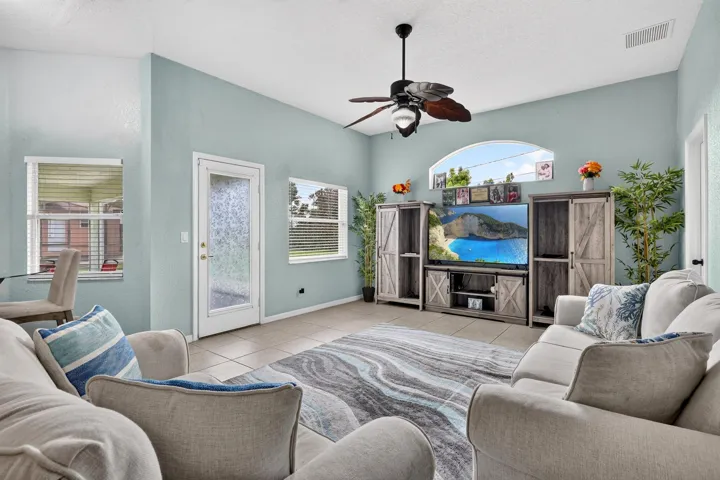 17-web-or-mls-5P1A4680