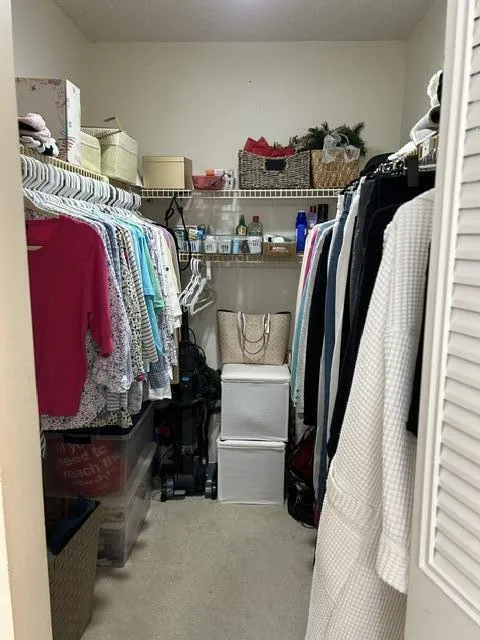 Walk in closet