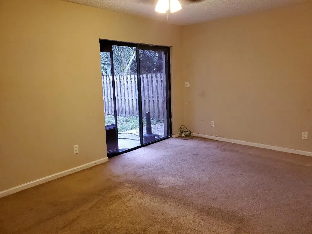 Maste bedroom