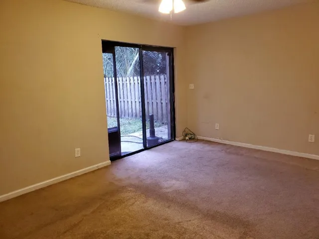 Maste bedroom