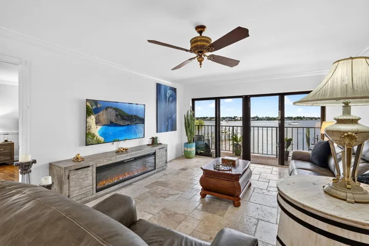 14-web-or-mls-5P1A9247