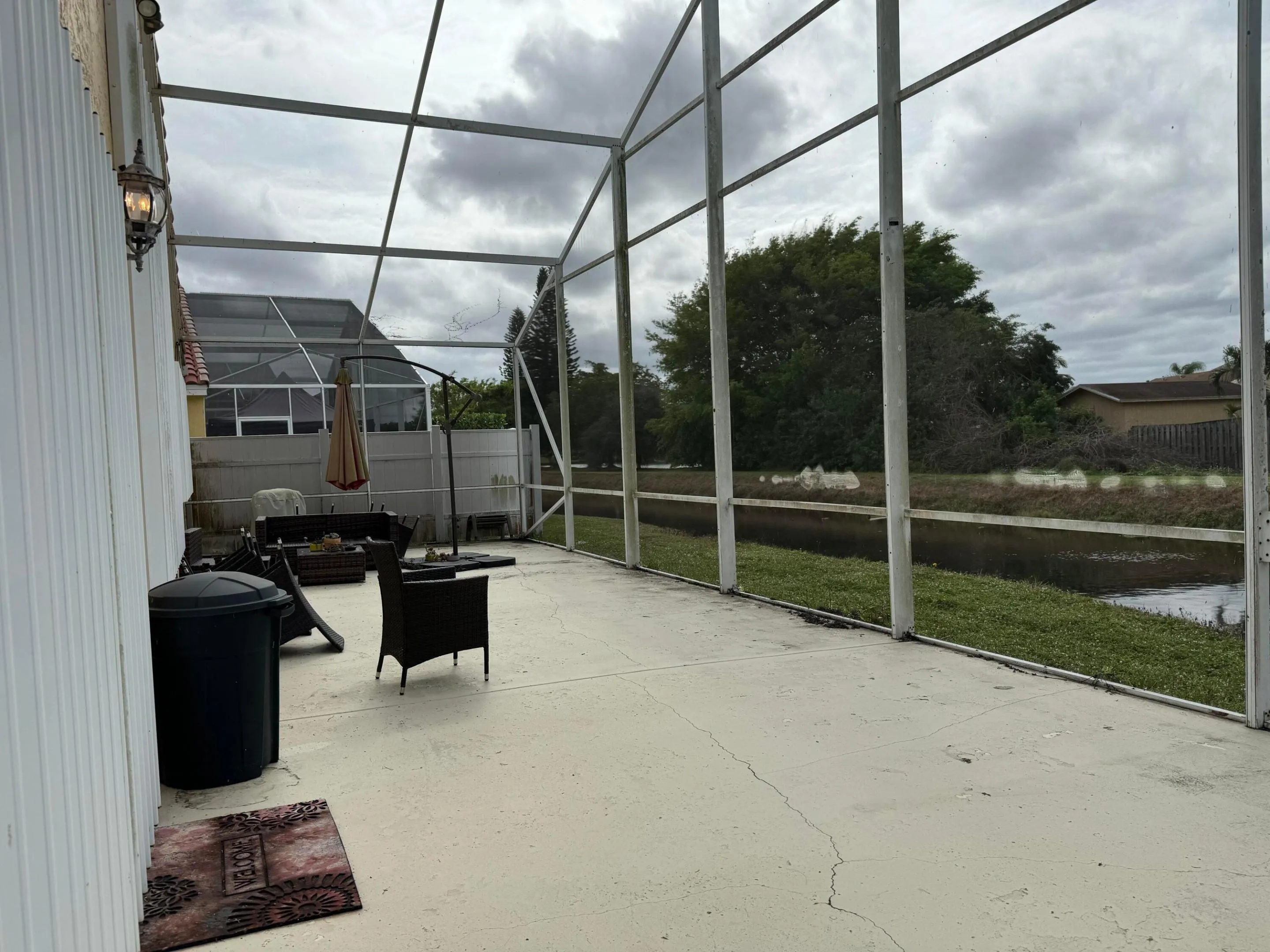 spacious outdoor
