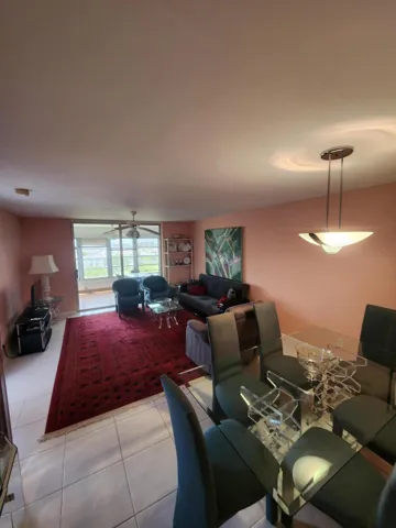 sb living lake view