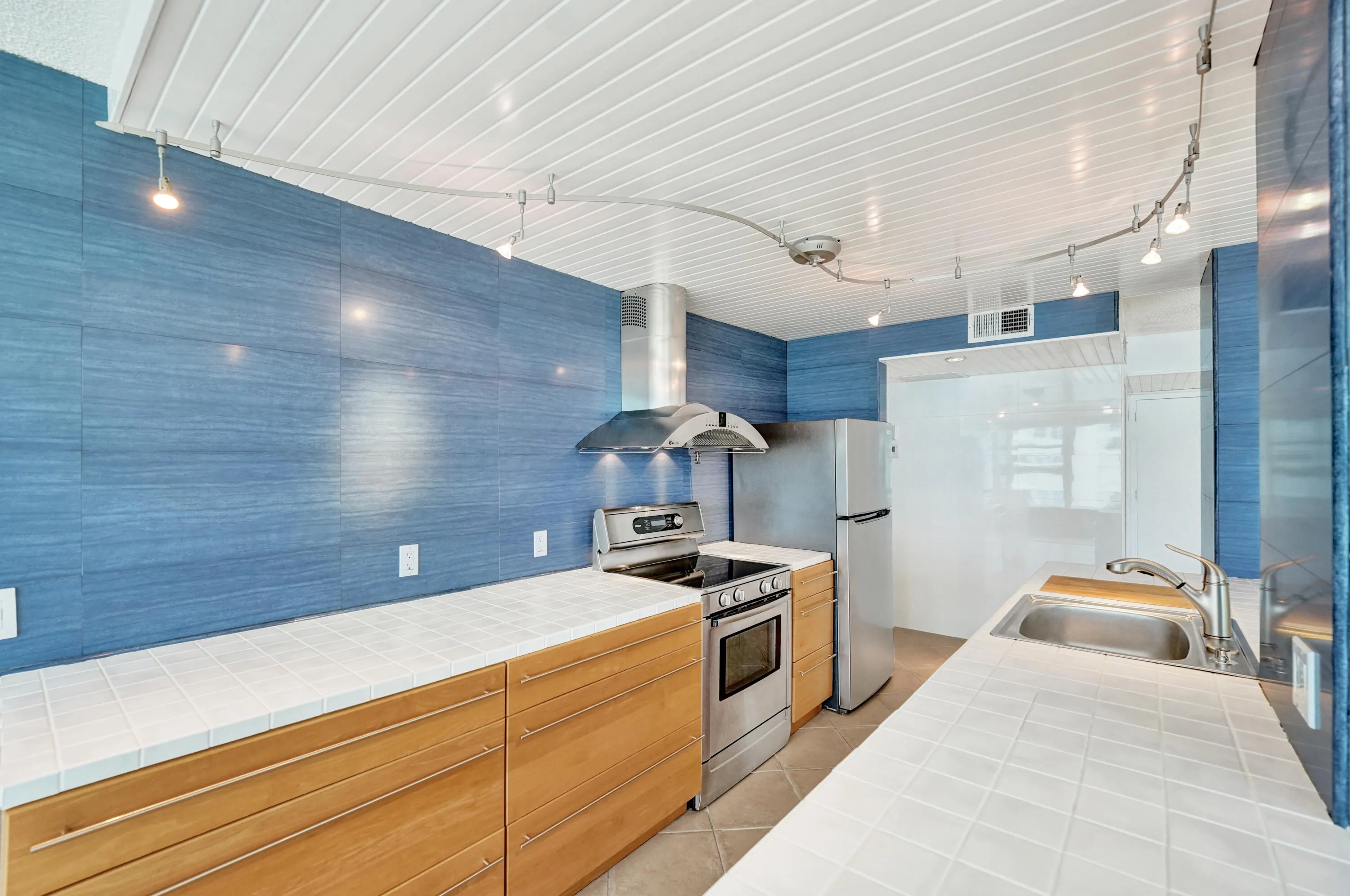 Open Kitchen