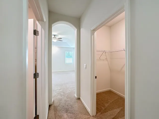 2 walk in closet