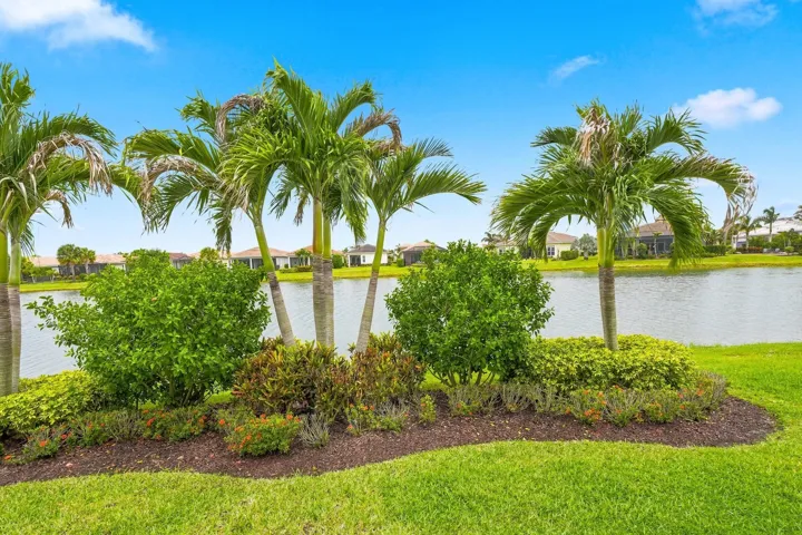 Lake & Garden View