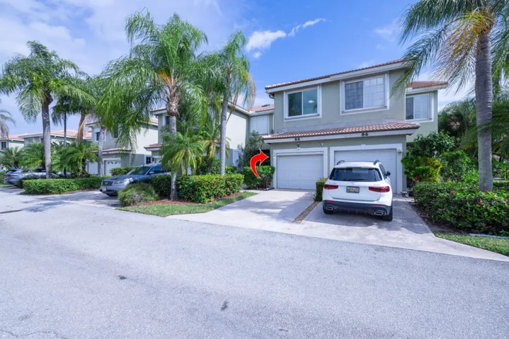 88 N Lakeshore Dr