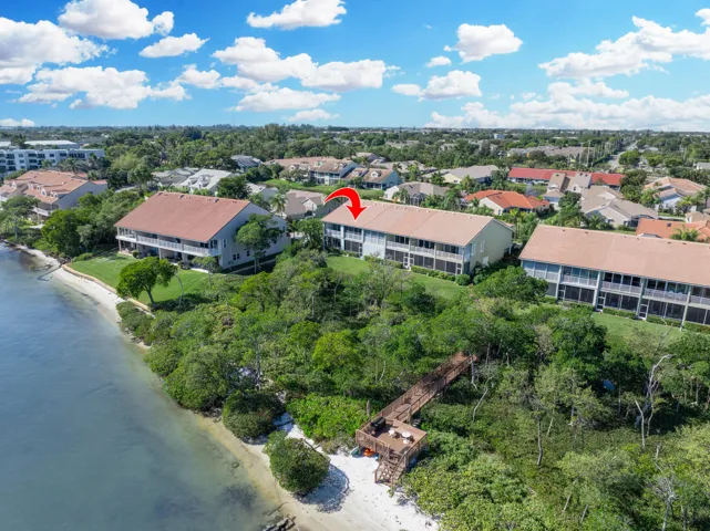 88 N Lakeshore Dr