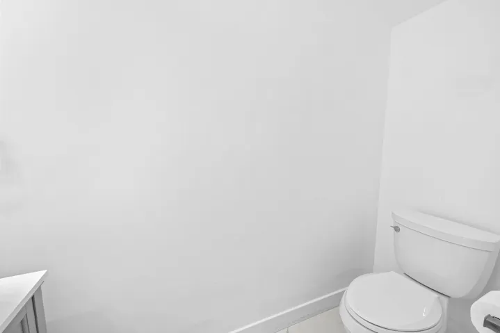1/2 bathroom