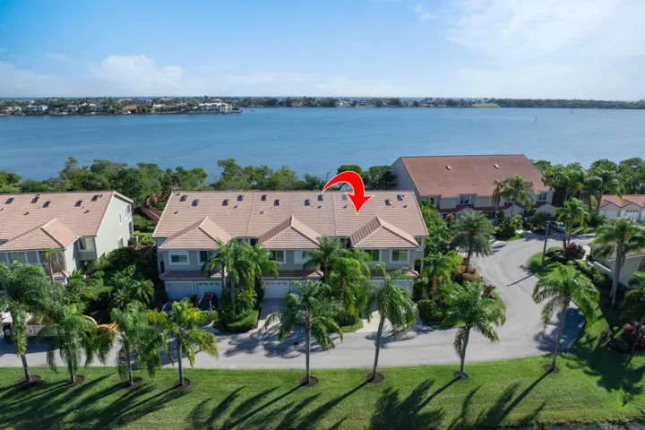 88 N Lakeshore Dr