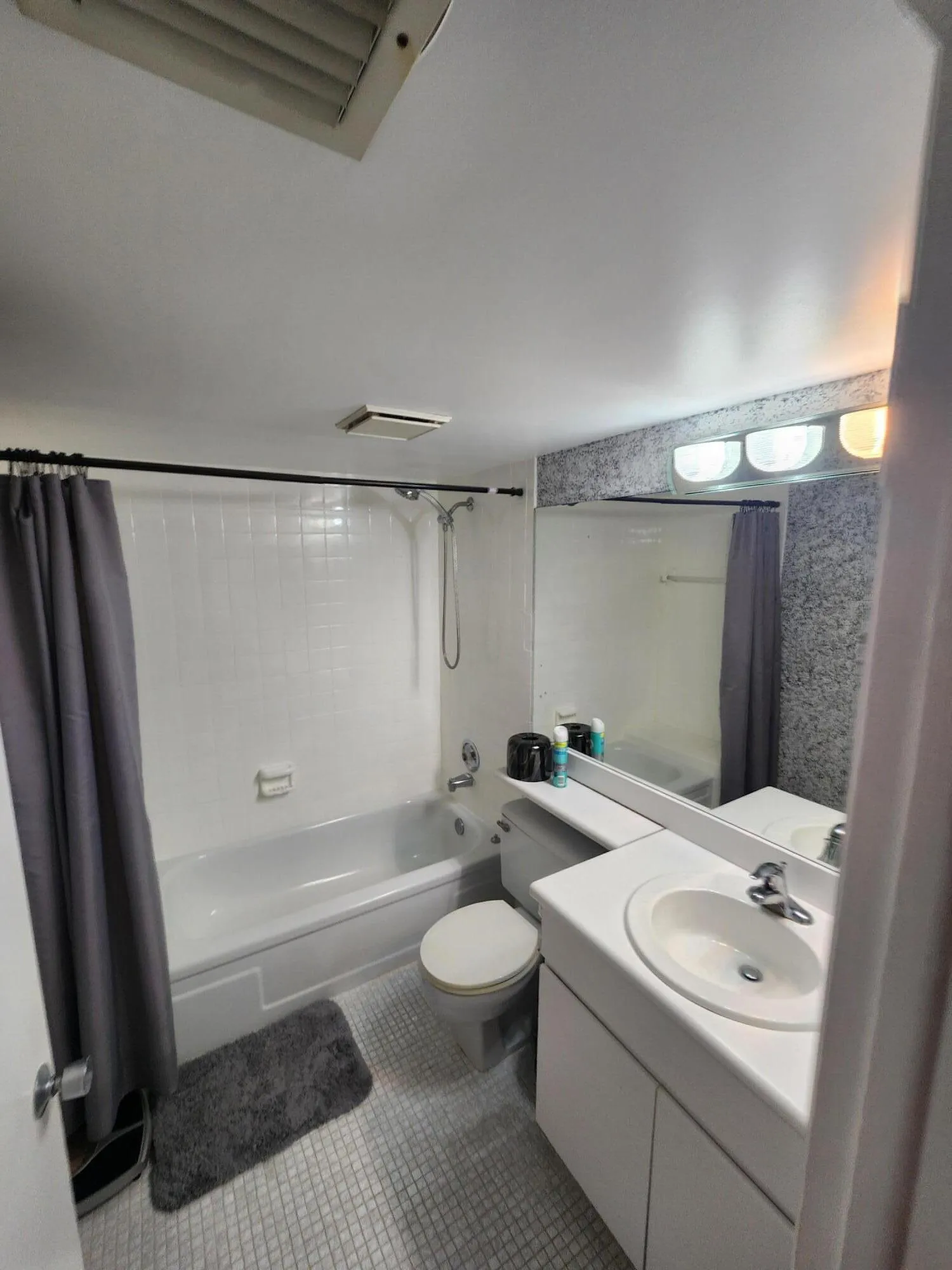 sb 2nd bath