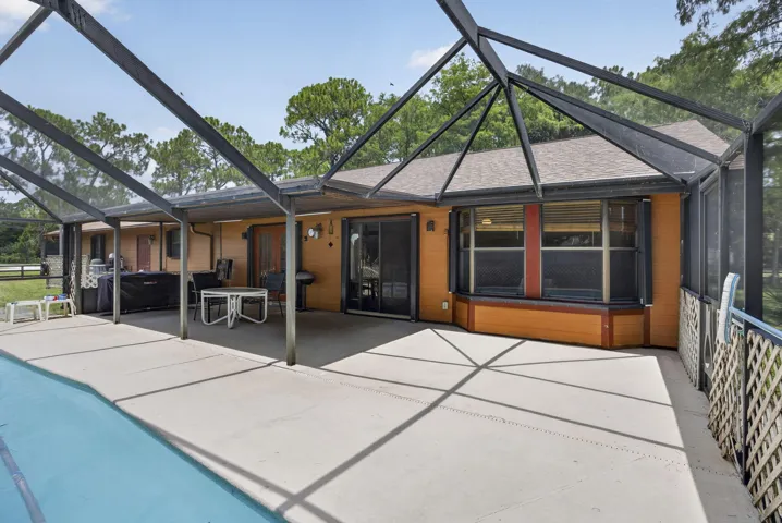 Screened Pool