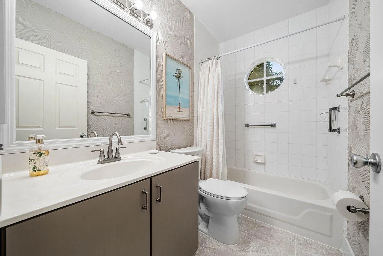 035-2623SpiceberryLane-BoyntonBeach-FL-3