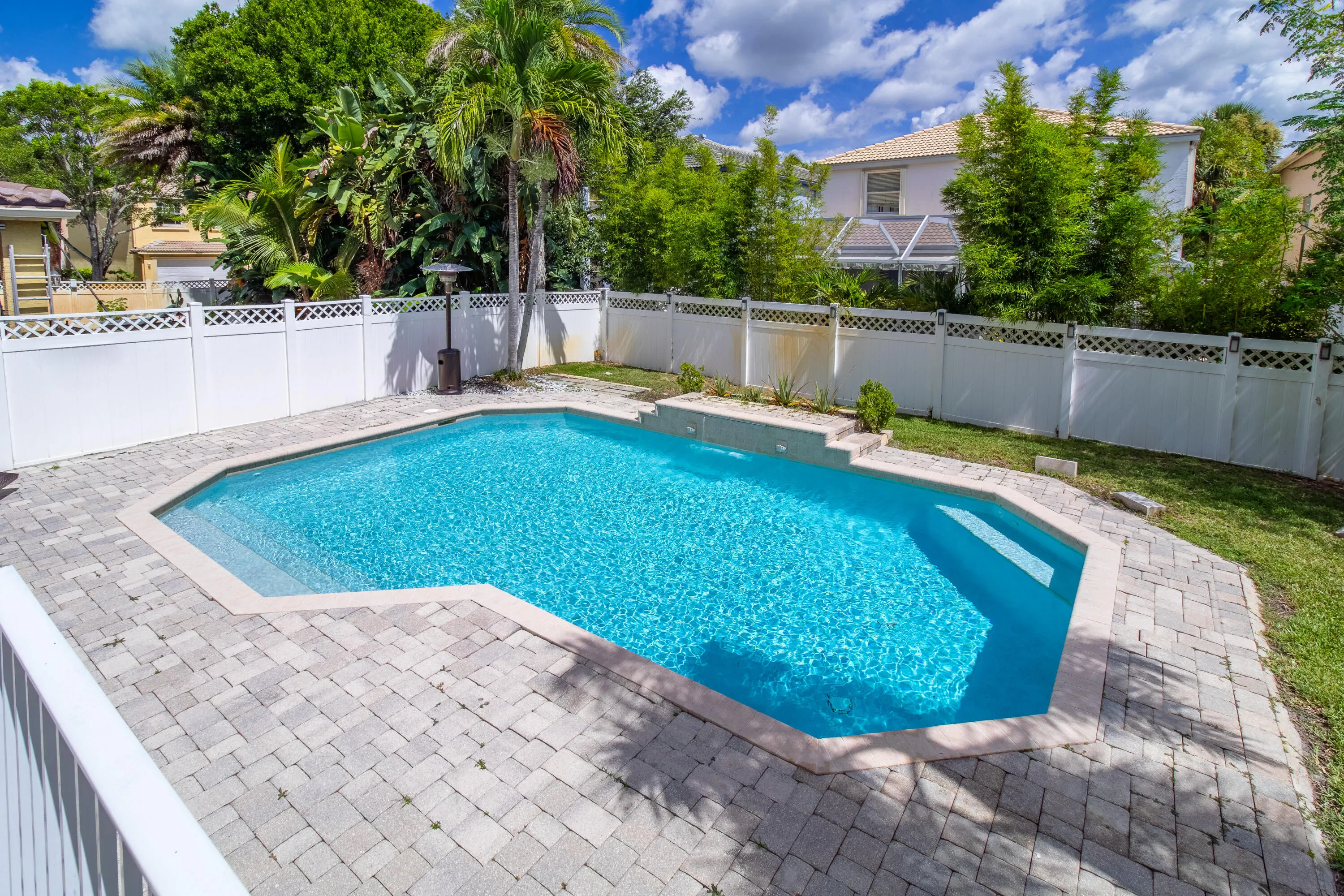 1534 Running Oak Ln-52