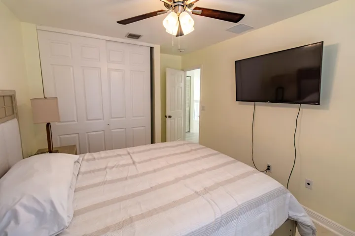 1534 Running Oak Ln-40