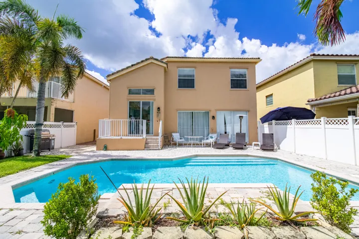 1534 Running Oak Ln-57