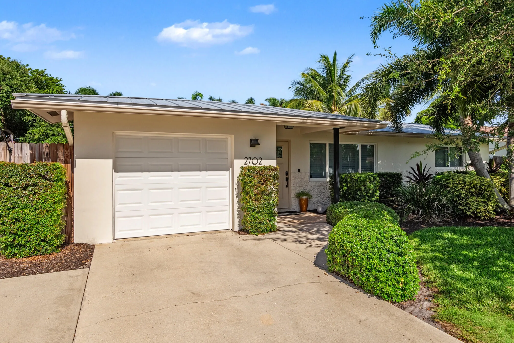 © Clark-2702 SW 6th Street-039
