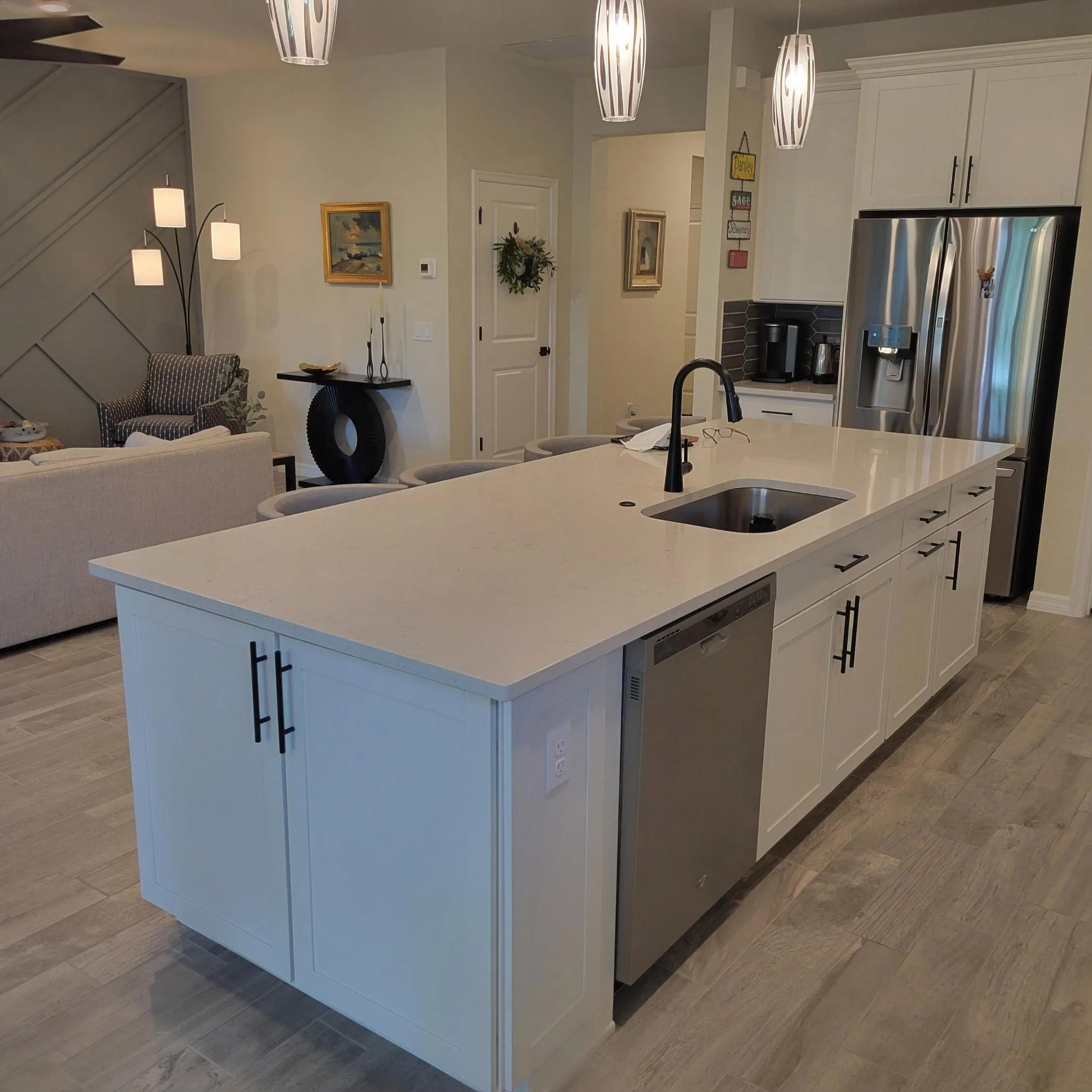 PLENTY OF CABINET STORAGE INCLUDES SEPARATE TRASH & RECYCLE DRAWER