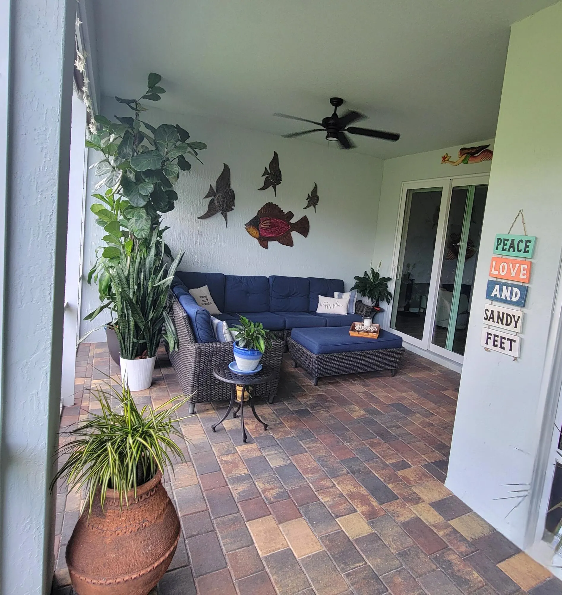 FLORIDA OUTDOOR LIVING