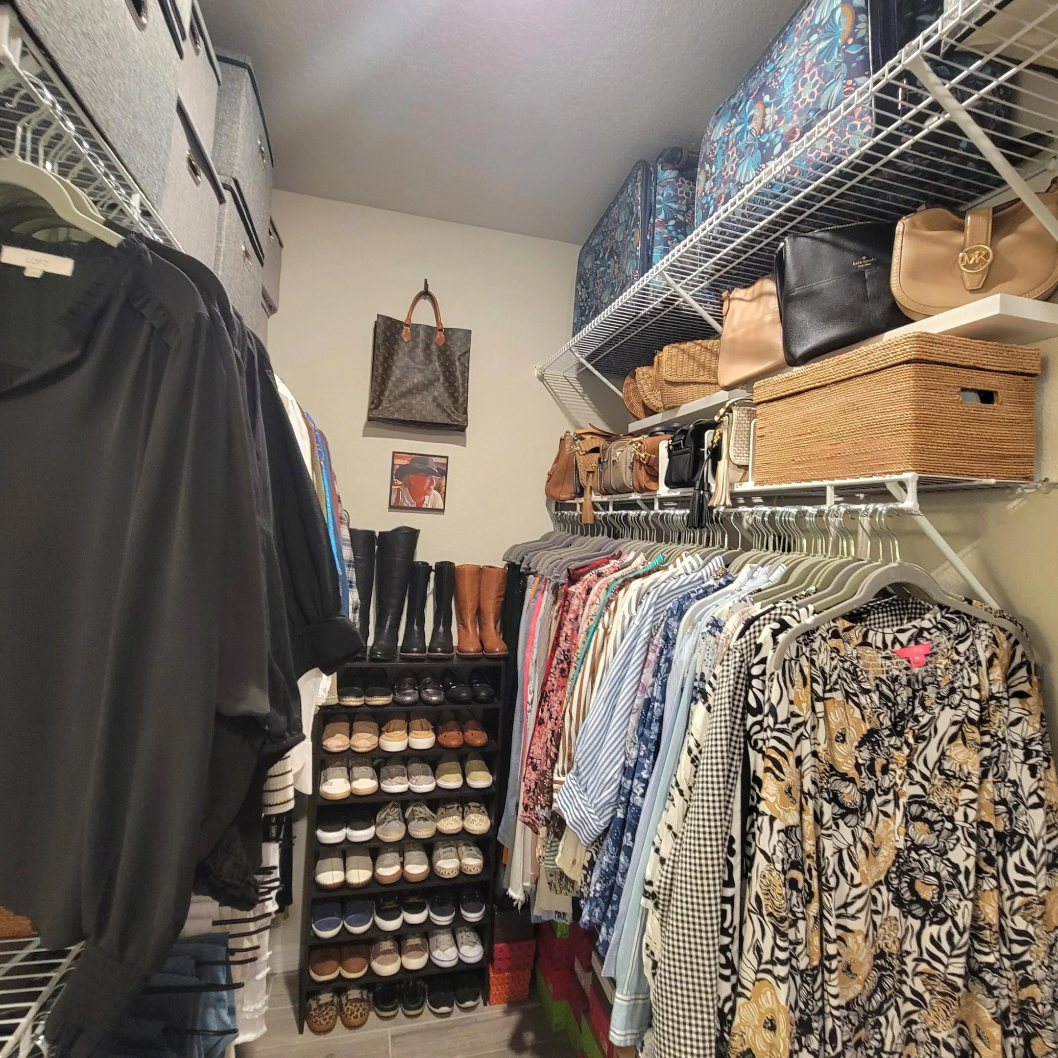 PLENTY OF STORAGE FOR CLOTHES, SHOES AND ACCESSORIES