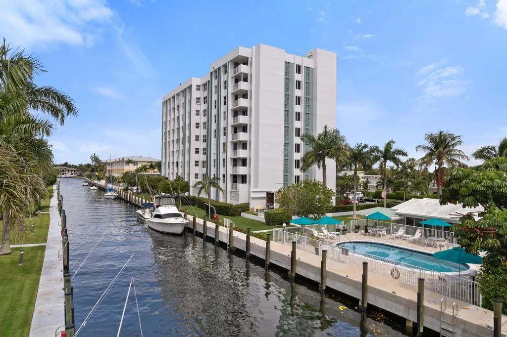 Boater's retreat