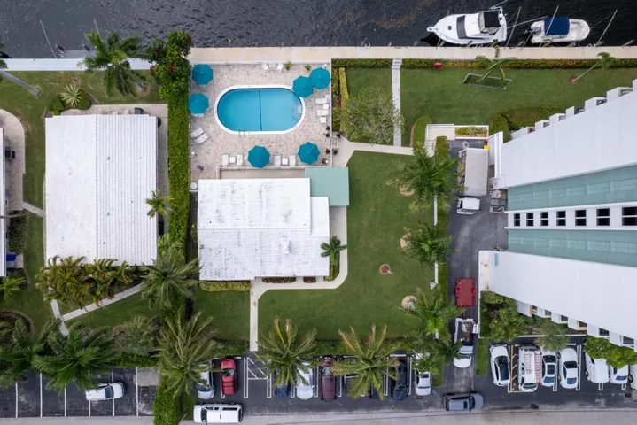 Ariel view of clubhouse & pool