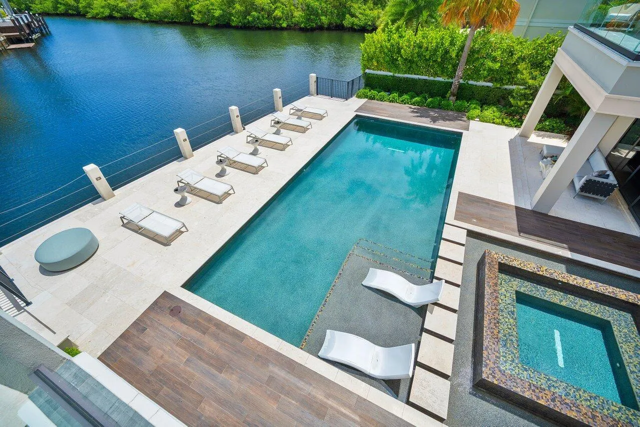 075-701Northeast45thRoad-BocaRaton-FL-33