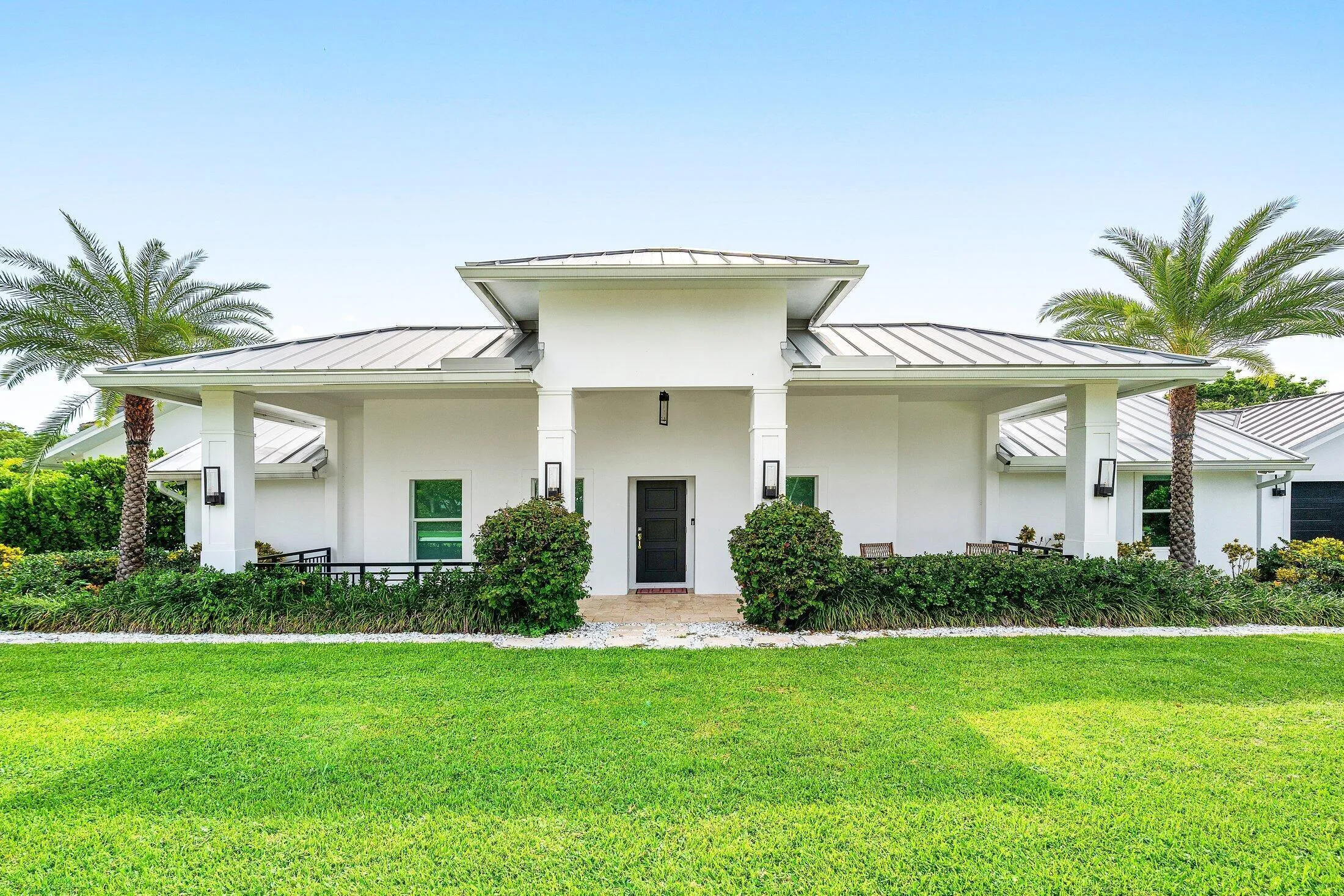 003-11863LakeShorePlace-NorthPalmBeach-F