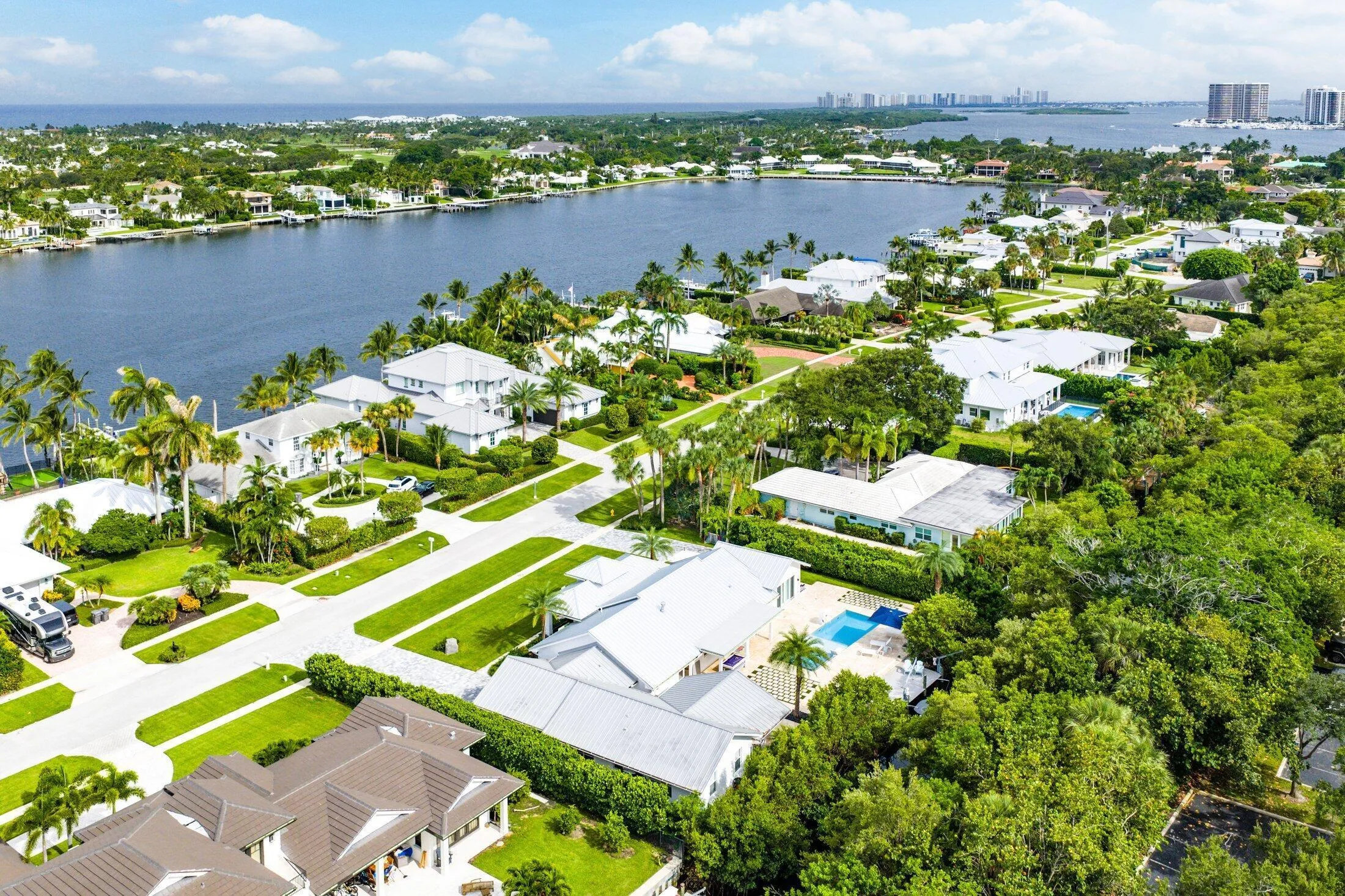 063-11863LakeShorePlace-NorthPalmBeach-F