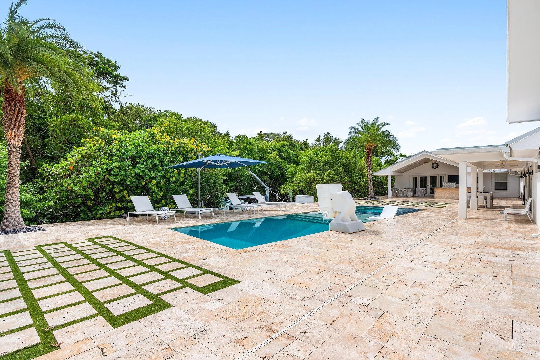 051-11863LakeShorePlace-NorthPalmBeach-F