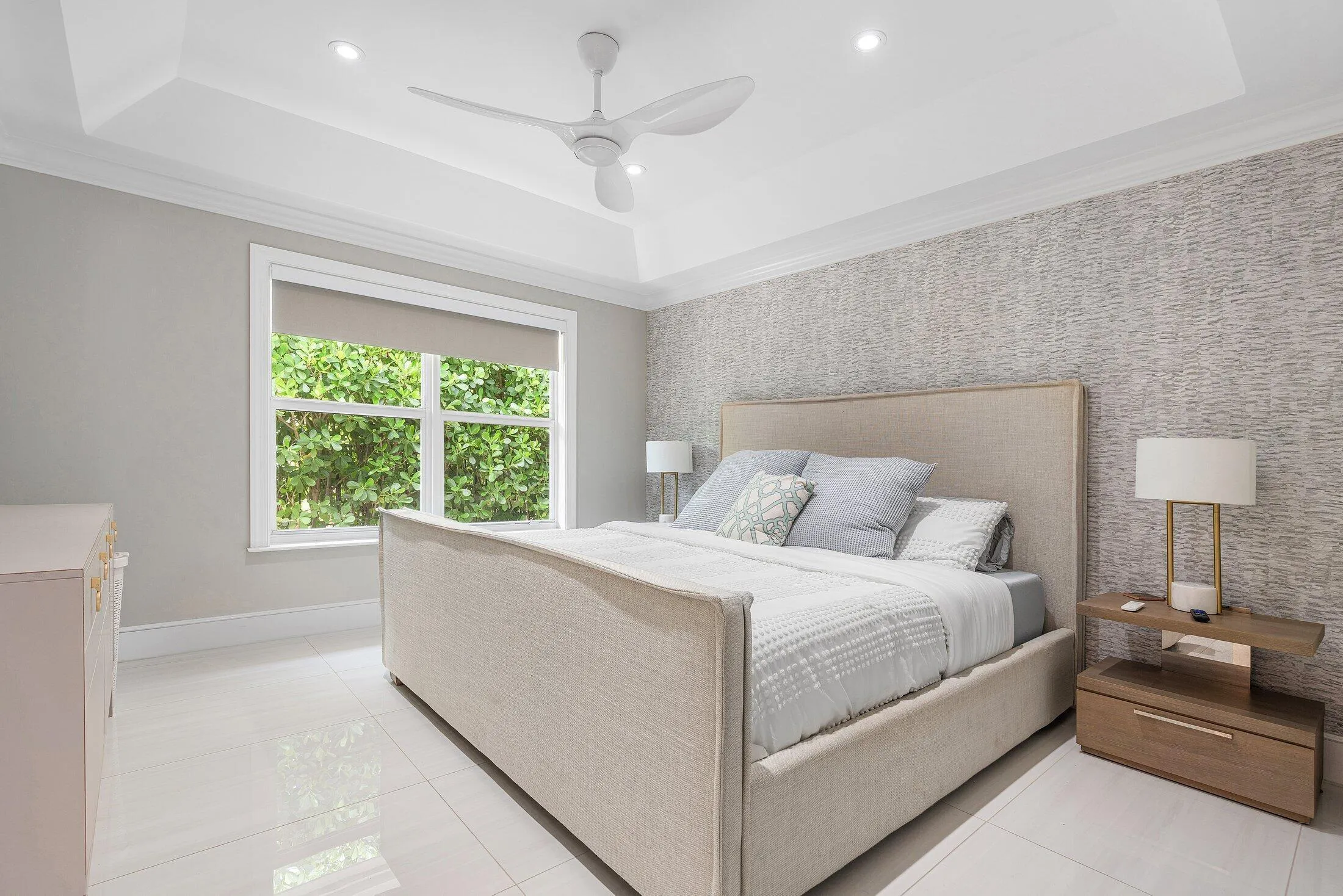 040-11863LakeShorePlace-NorthPalmBeach-F