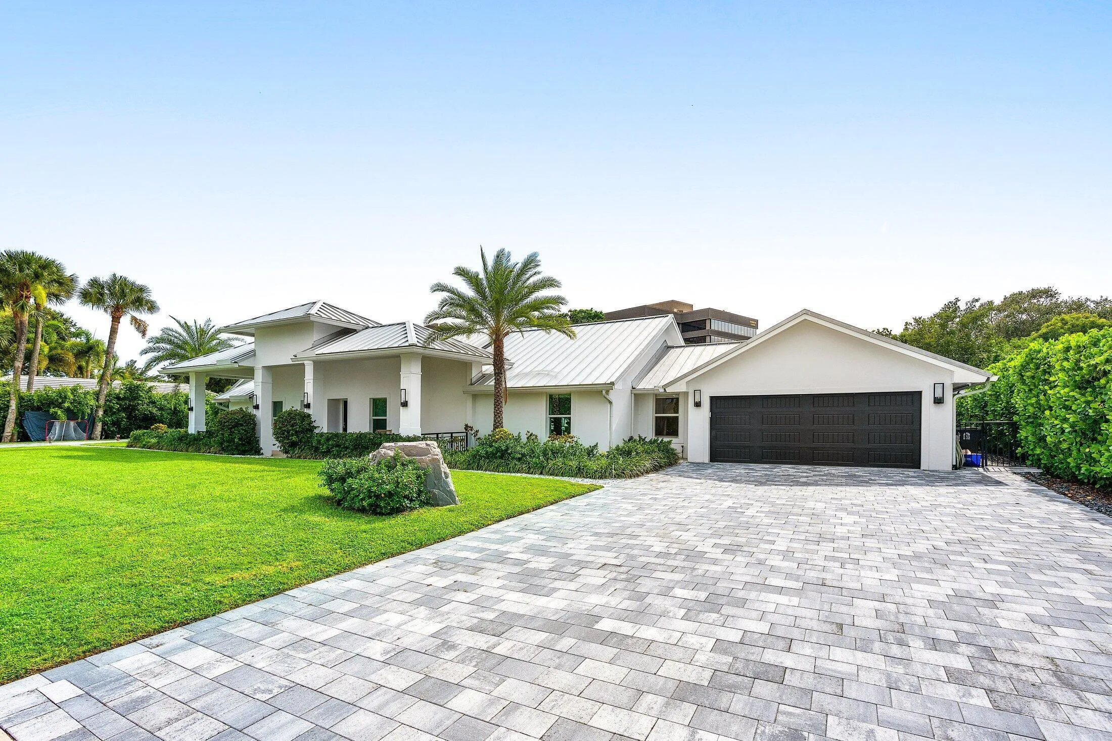 004-11863LakeShorePlace-NorthPalmBeach-F