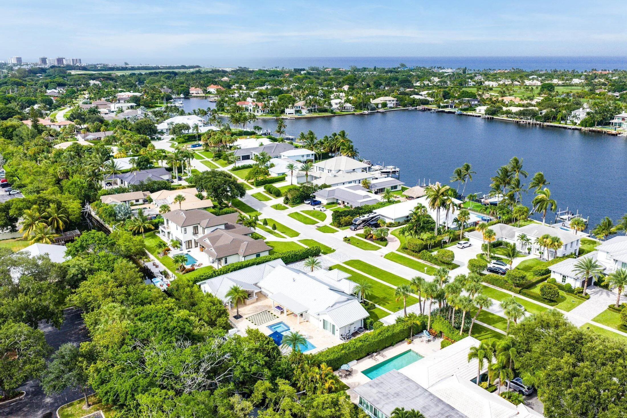 062-11863LakeShorePlace-NorthPalmBeach-F