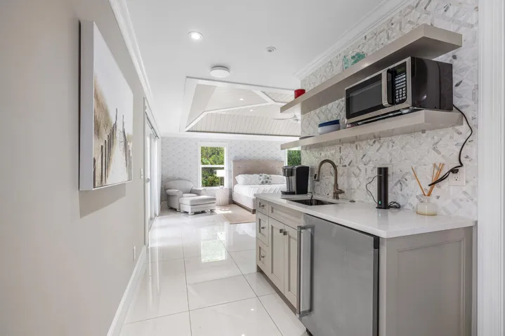 039-11863LakeShorePlace-NorthPalmBeach-F