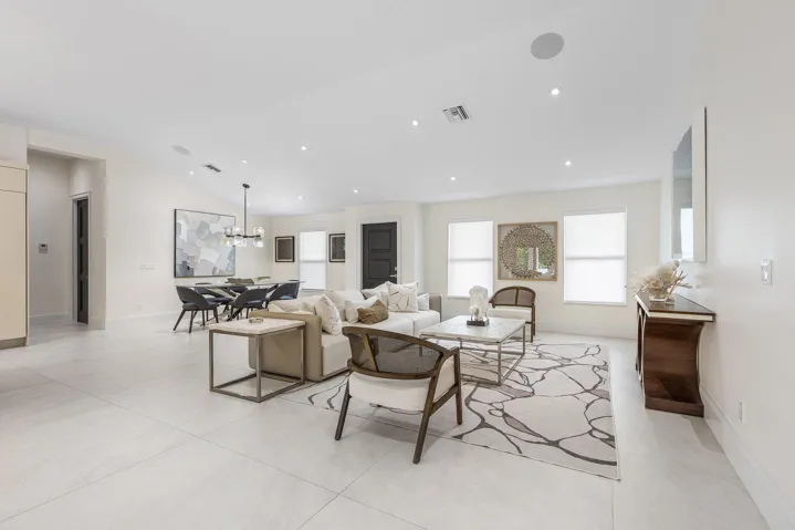 008-11863LakeShorePlace-NorthPalmBeach-F