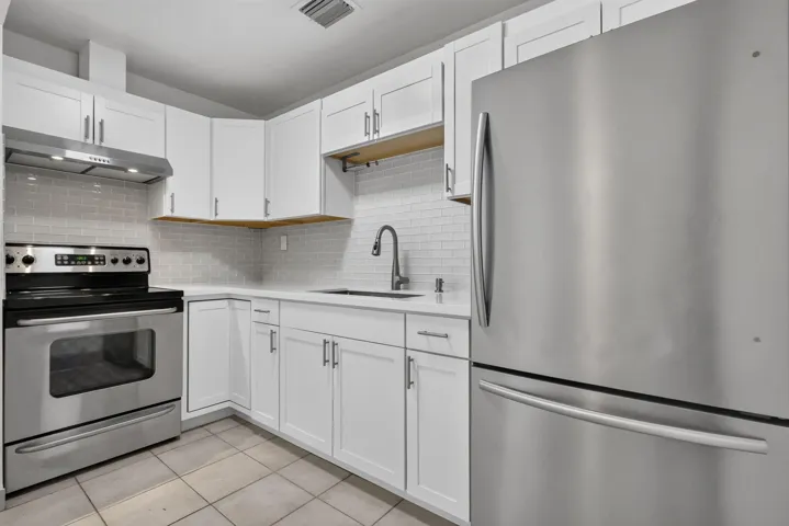 Kitchen Side
