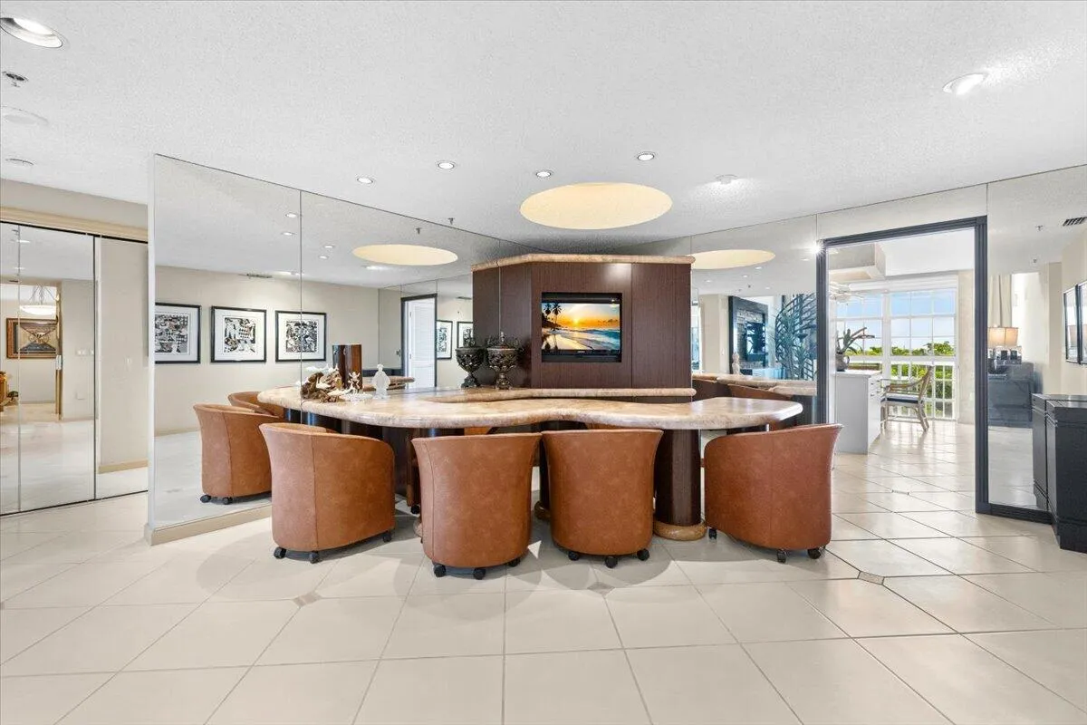 07-17047 Boca Club Blvd #166B-8927