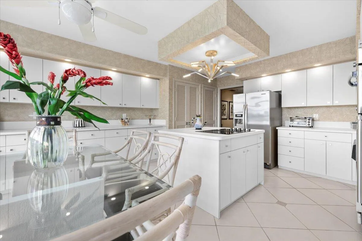 32-17047 Boca Club Blvd #166B-9032