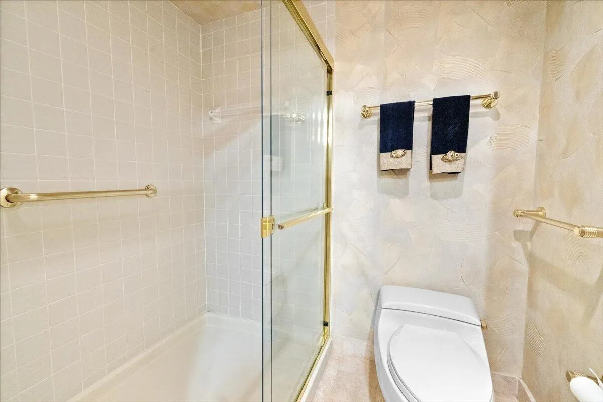 26-17047 Boca Club Blvd #166B-8857