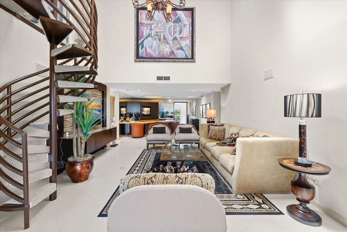 02-17047 Boca Club Blvd #166B-8893