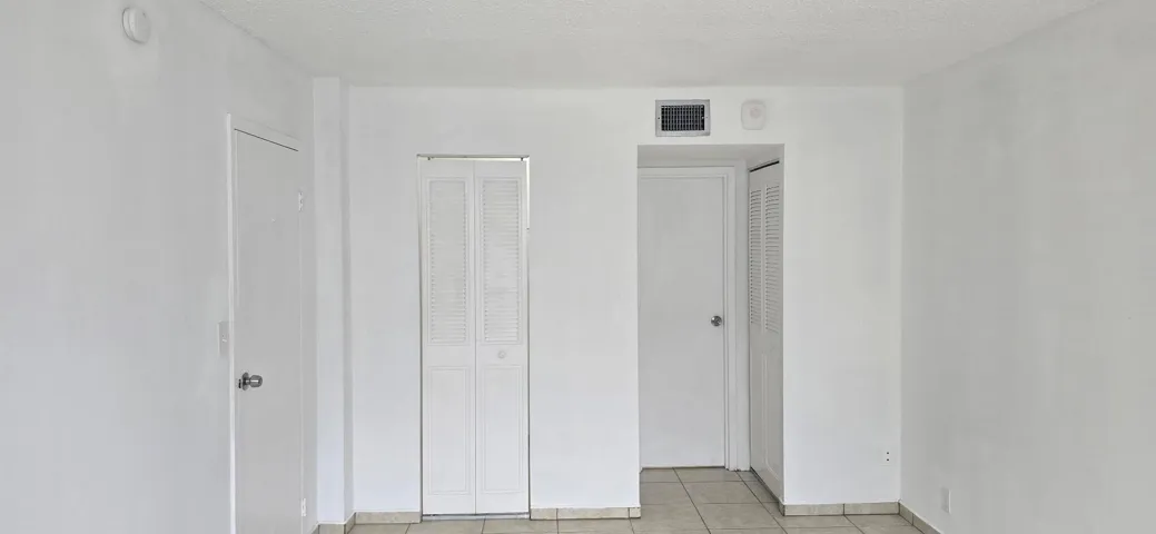 338Q