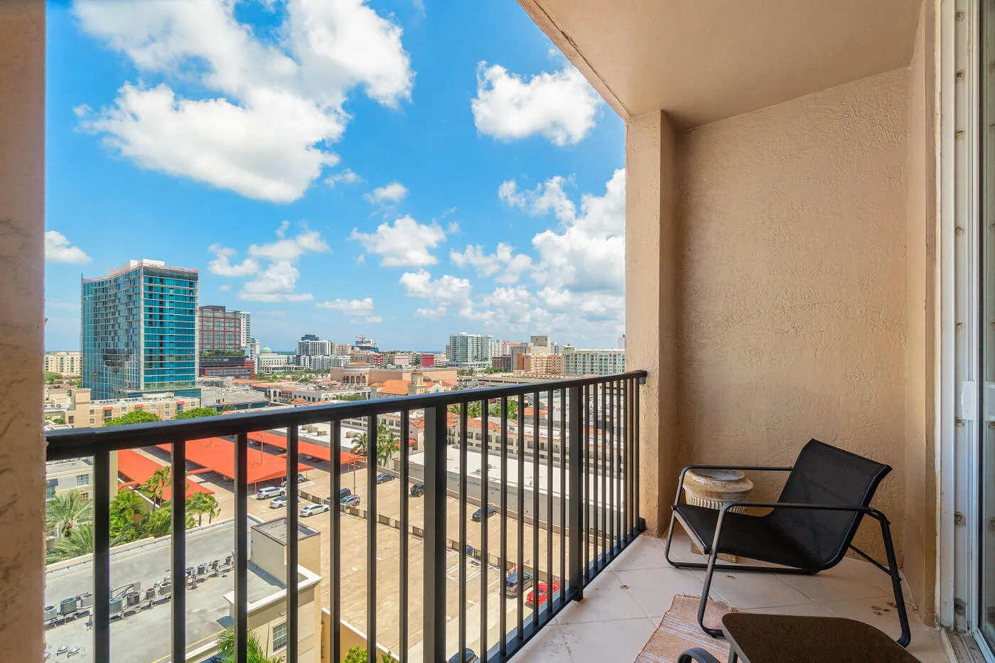 balcony 2
