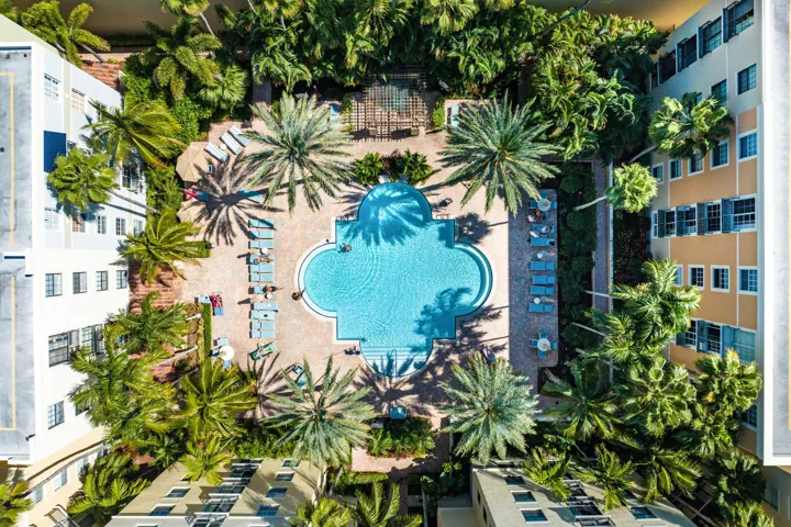 pool 1