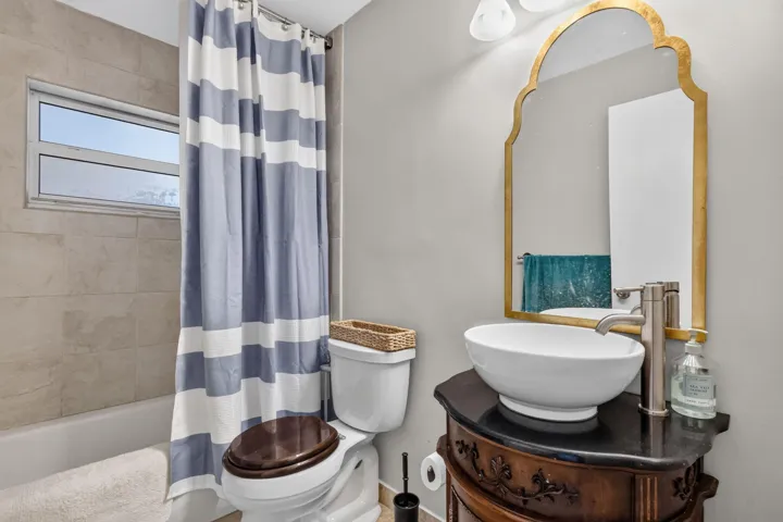 Bathroom 2