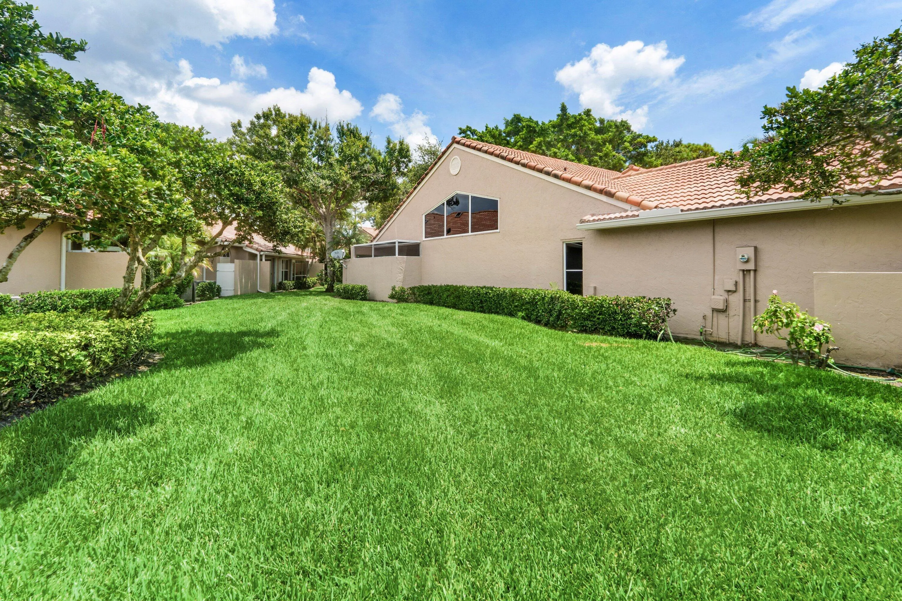 025-2201HeatherRunTerrace-PalmBeachGarde