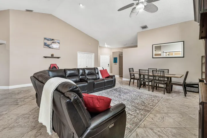 006-2201HeatherRunTerrace-PalmBeachGarde